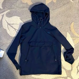 Men’s NorthFace anorak size M